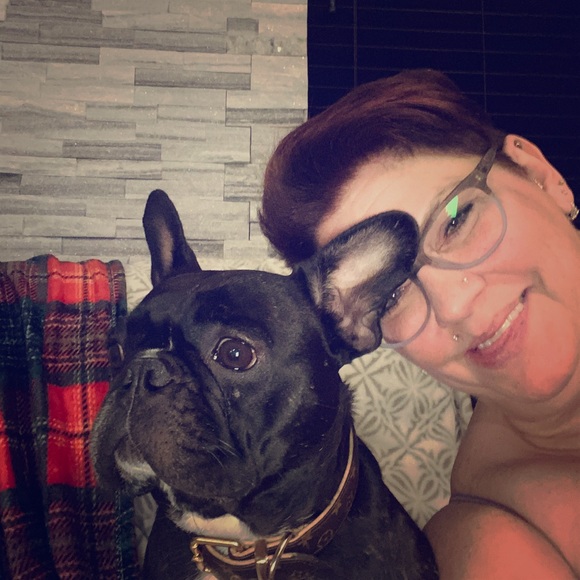 MEET YOUR POSHER - Picture 1 of 1